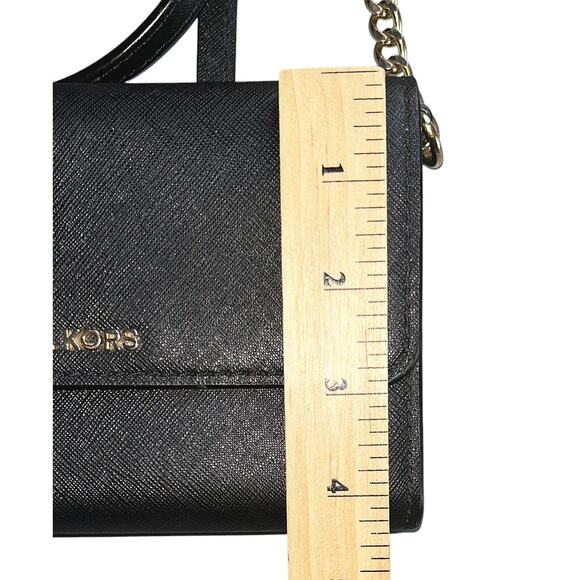 Michael Kors Jet Set Pebbled Leather Smartphone Black Crossbody Authenticated - Picture 12 of 15